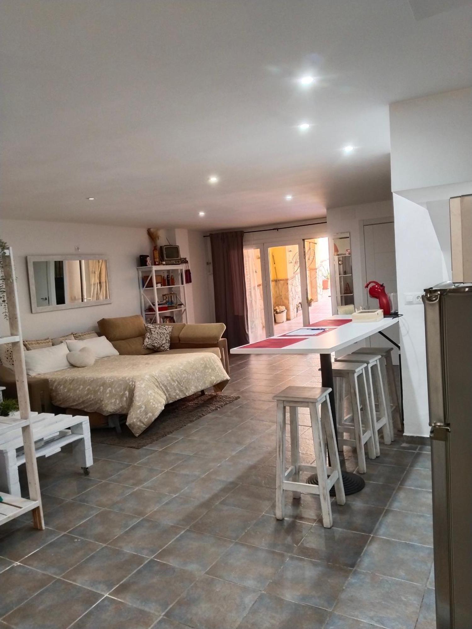 Acogedor Apartamento Loft アラウリン・デ・ラ・トレ エクステリア 写真